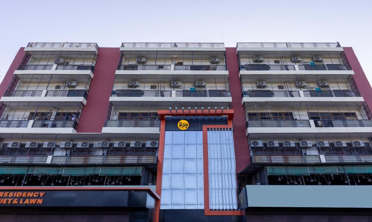 Itsy Hotels Kashi Grand, Bhu Varanasi Exterior photo